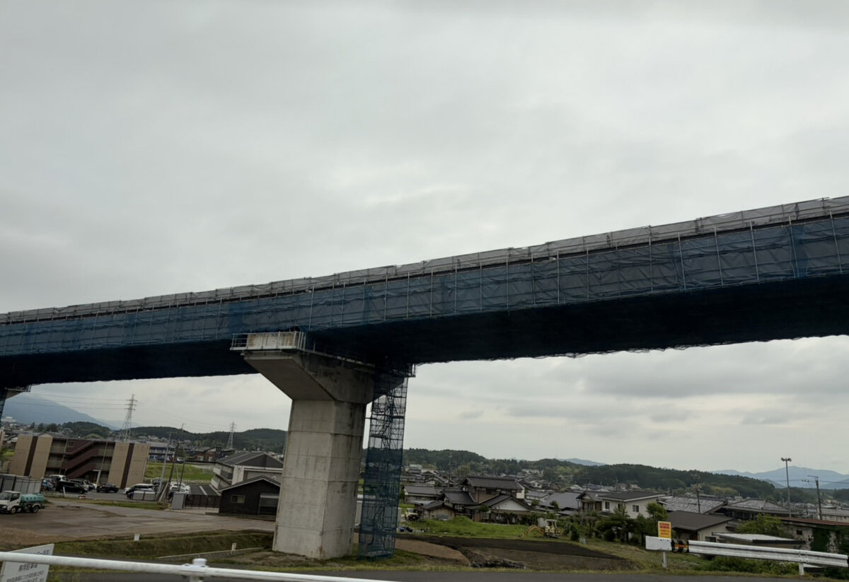 リニア中央新幹線 高架橋の建設現場
